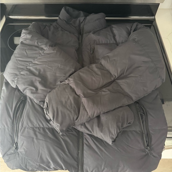 Vuori Other - Vuori Men’s Aviara Down Jacket Size Small